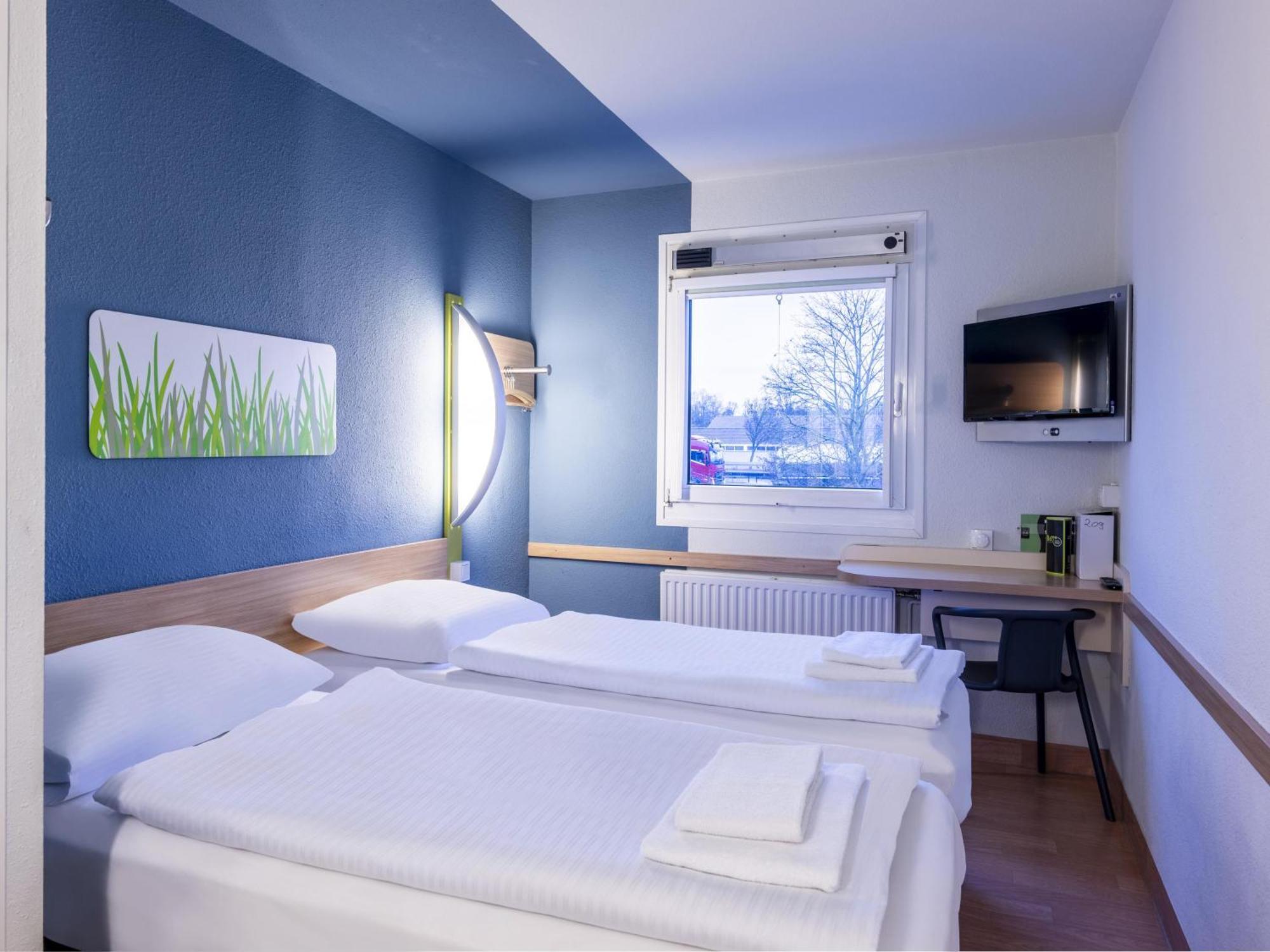 B&B Hotel Giessen-Linden Linden  Bagian luar foto